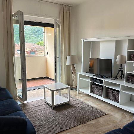 Ampio Trilocale Con Posto Auto Villa Sestri Levante Luaran gambar
