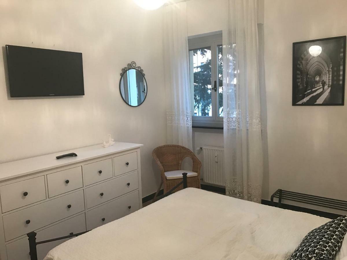 Ampio Trilocale Con Posto Auto Villa Sestri Levante Luaran gambar